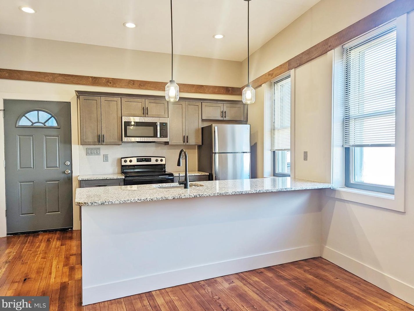 118 N Main St #a, Sellersville, PA 18960