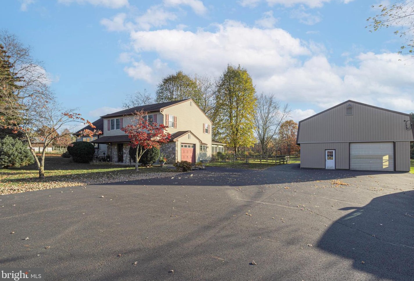 1012 Creamery Rd, Perkasie, PA 18944-2912