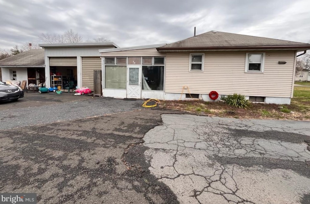 204 Richlandtown Pike, Quakertown PA  18951-2522 exterior