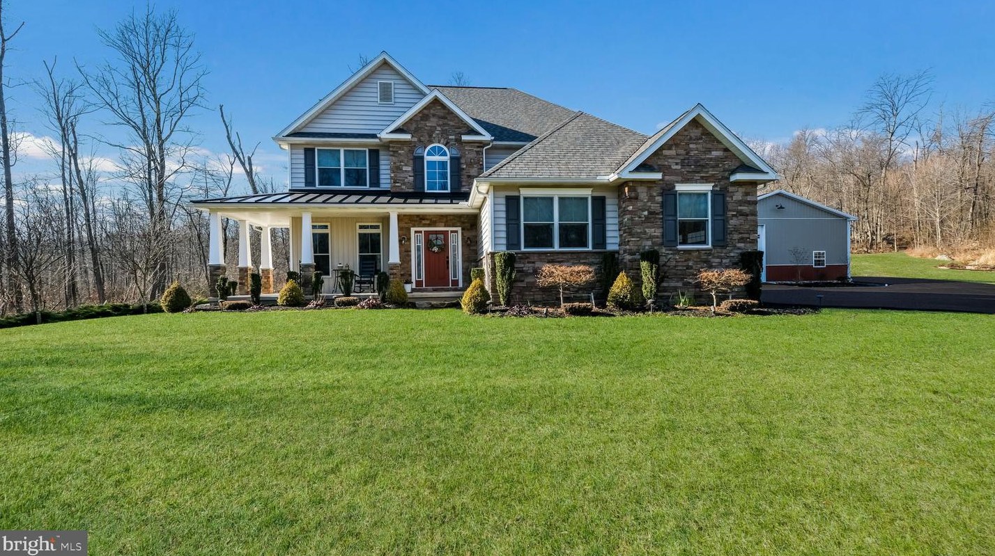 1888 W Rock Rd, Perkasie, PA 18944