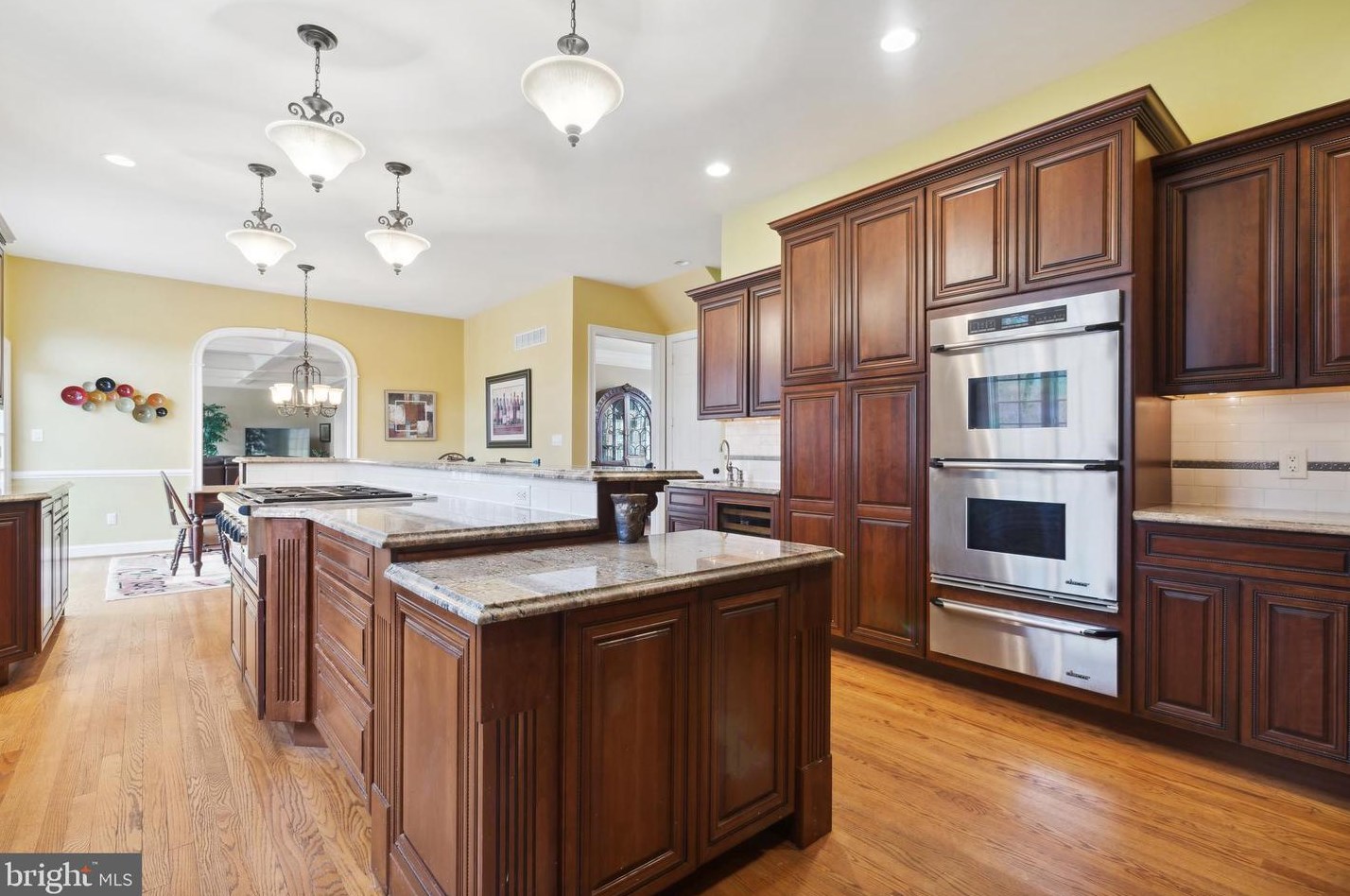 5418 Brookside Ct, Gardenville PA  18902-5552 exterior