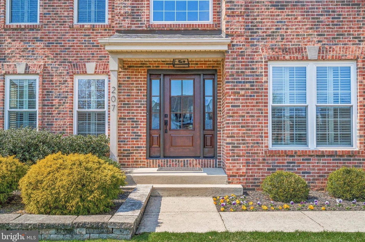 207 Quarter Cir, New Hope, PA 18938-5806