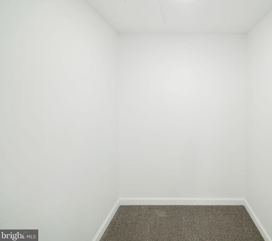 65 Rambler Ln, Levittown PA  19055-1401 exterior