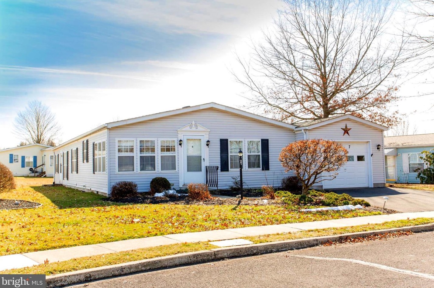 27 Williams Way, Sellersville, PA 18960