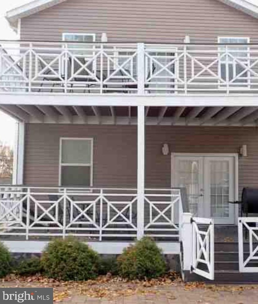 47 Woodside Ave, Levittown, PA 19057-4507