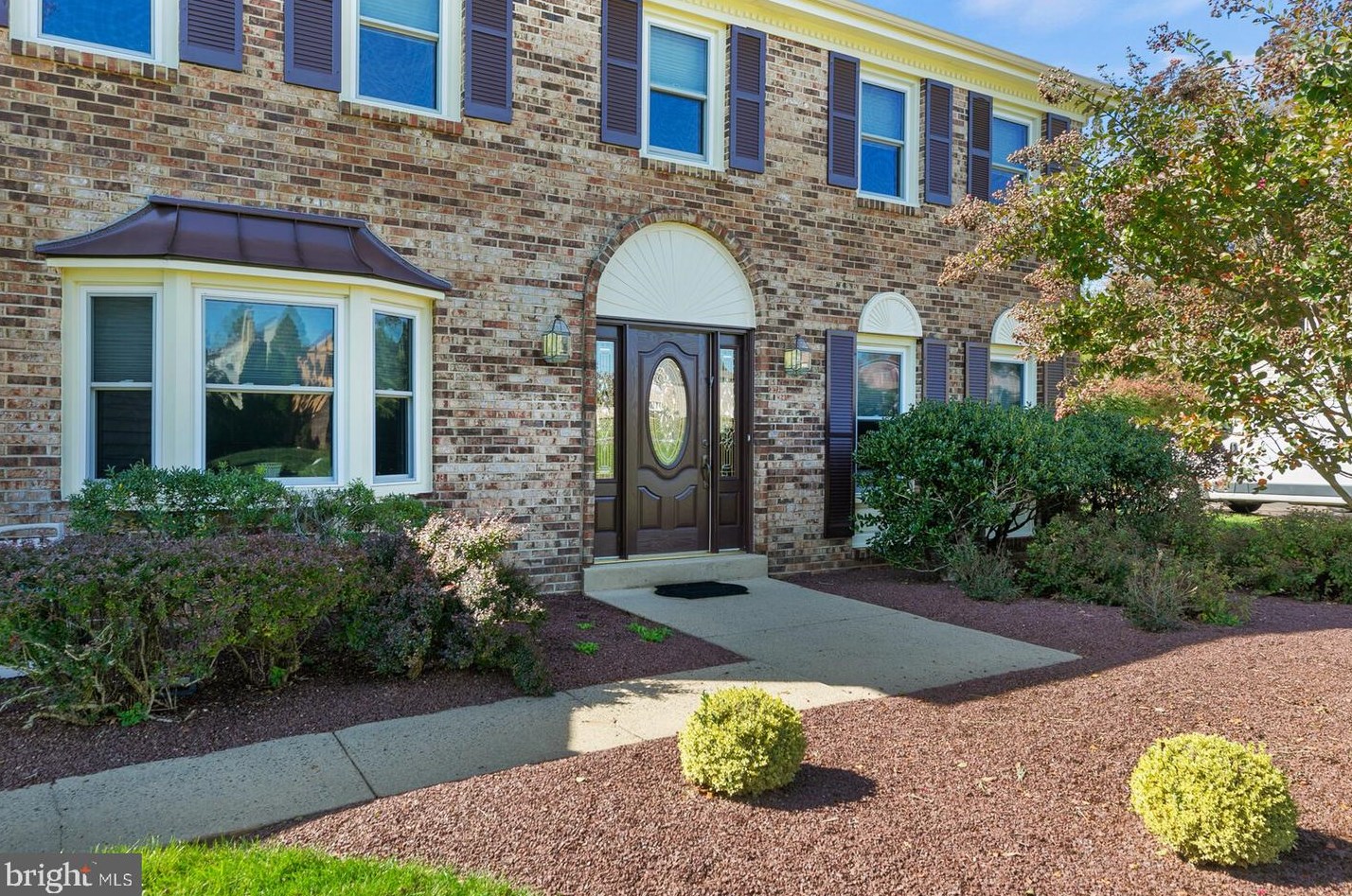 34 Meer Dr, Langhorne, PA 19053