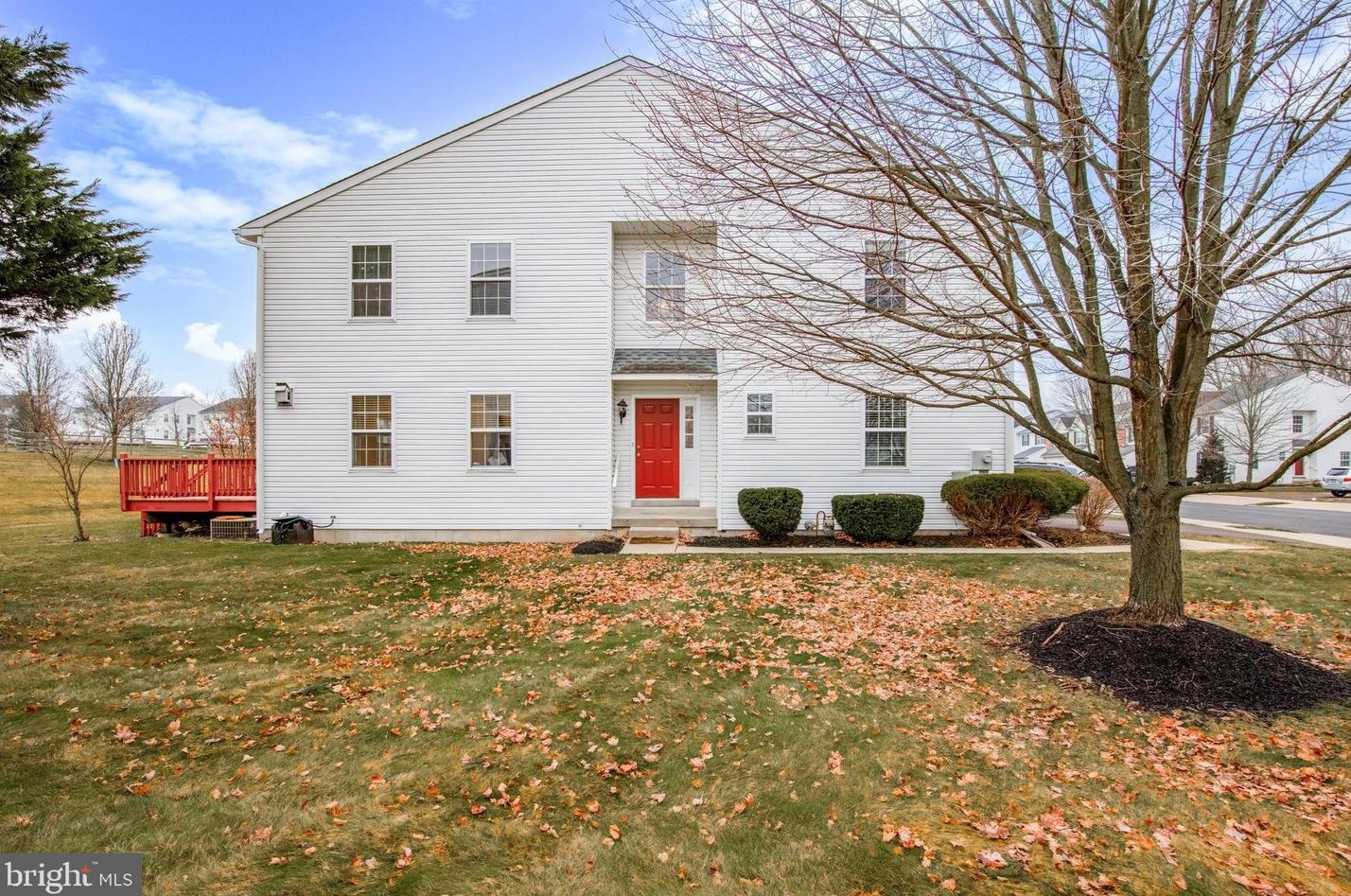 181 Hampshire Dr, Sellersville, PA 18960-2872