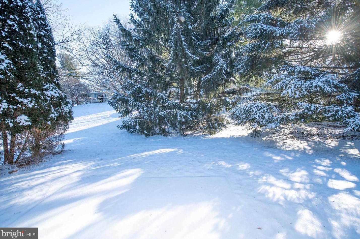 13 Ascot Ct, Upper Makefield PA  18940-1636 exterior