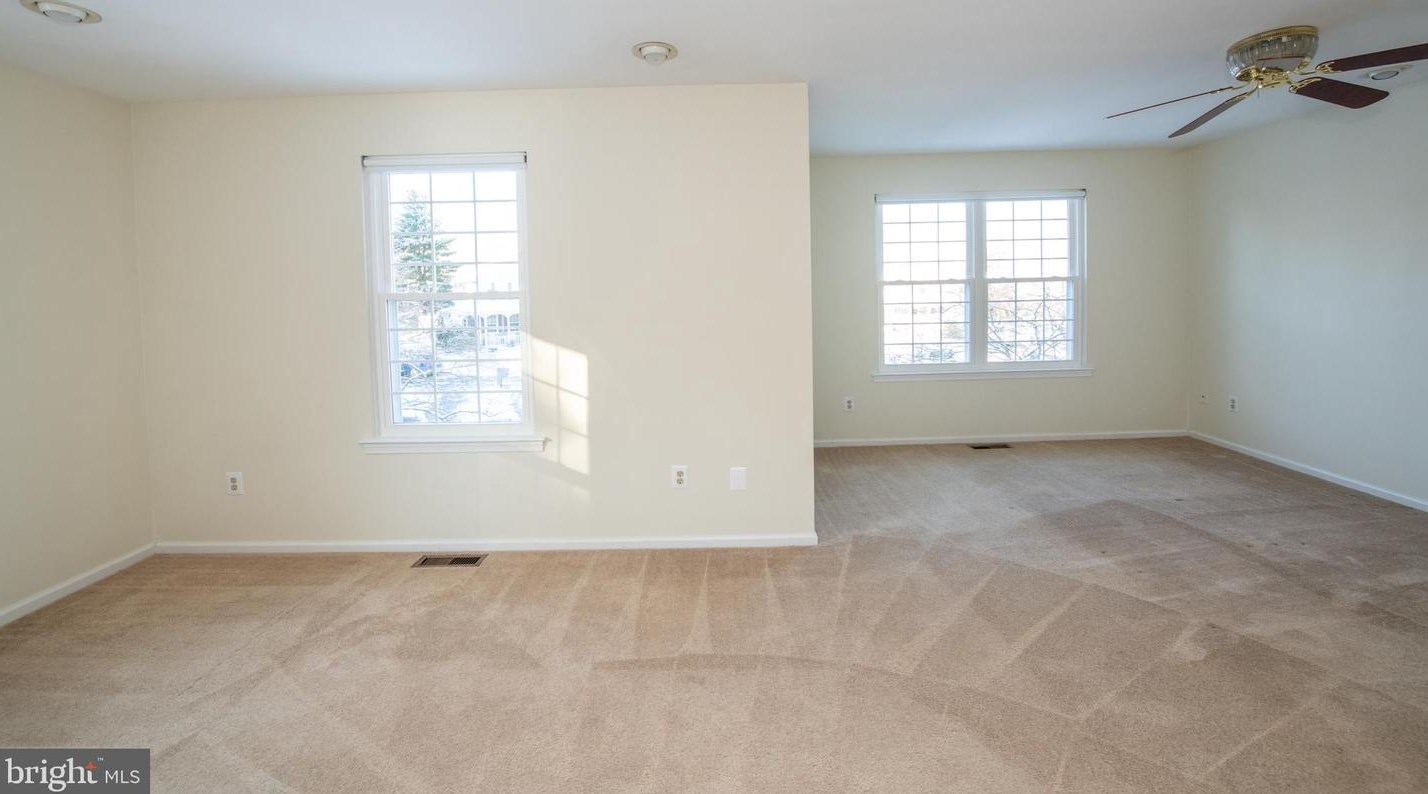 13 Ascot Ct, Upper Makefield PA  18940-1636 exterior