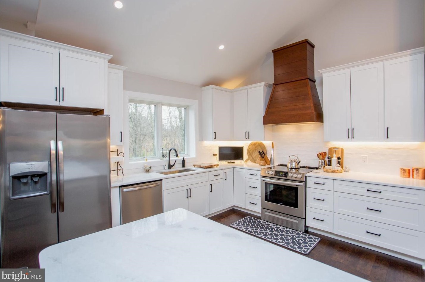 976 Washington Crossing Rd, Upper Makefield PA  18940-2712 exterior