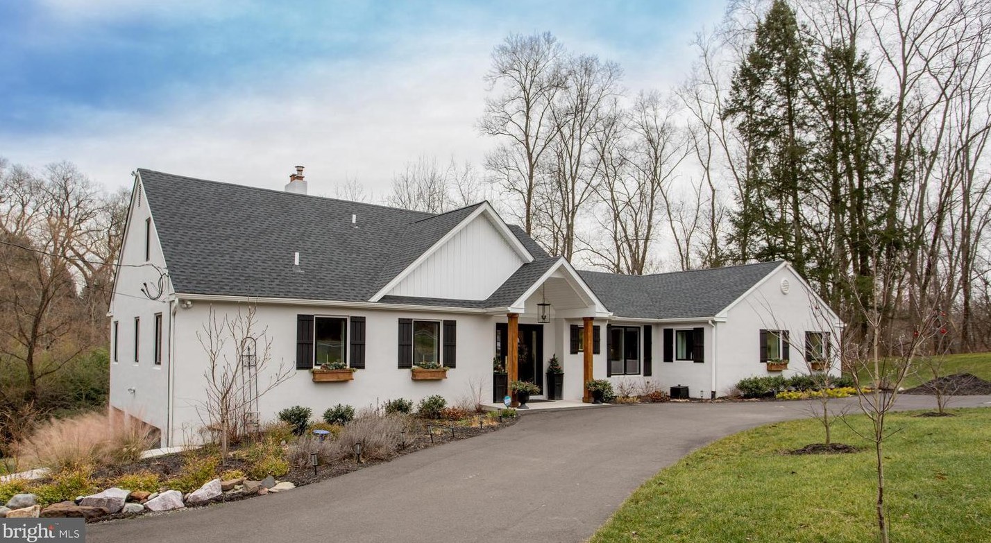 976 Washington Crossing Rd, Upper Makefield PA  18940-2712 exterior