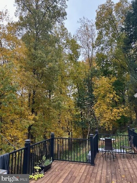 976 Washington Crossing Rd, Upper Makefield PA  18940-2712 exterior