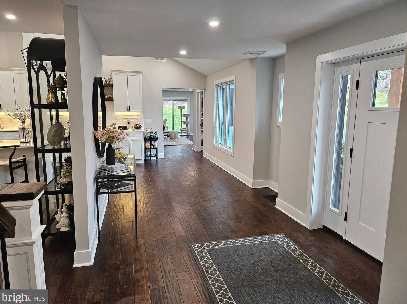 976 Washington Crossing Rd, Upper Makefield PA  18940-2712 exterior