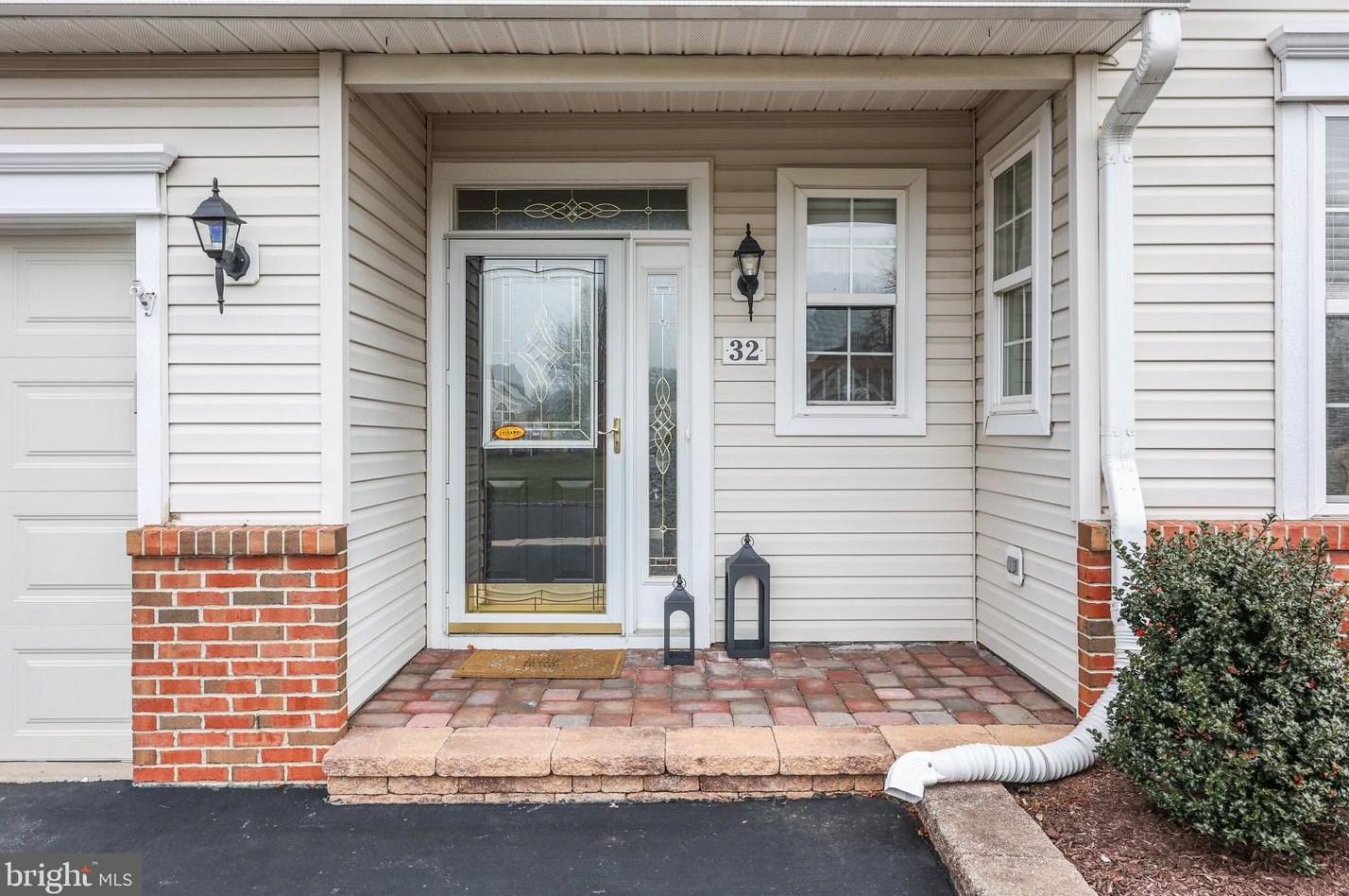 32 Lady Slipper Ln, Langhorne, PA 19047-3421