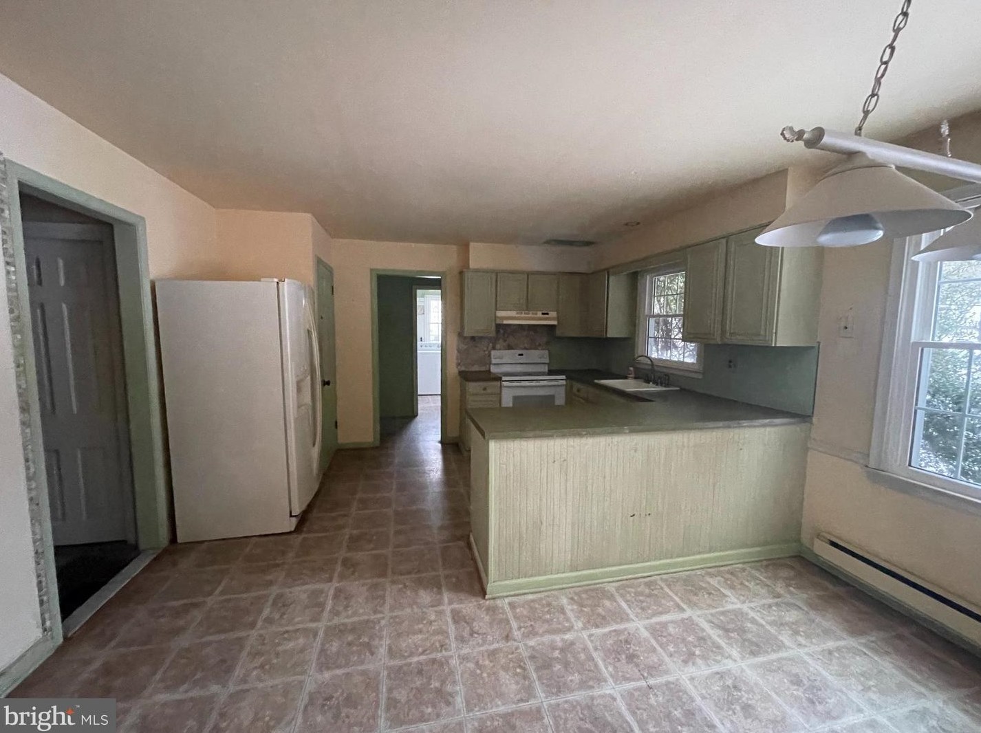 176 Saddle Dr, Furlong, PA 18925-1018