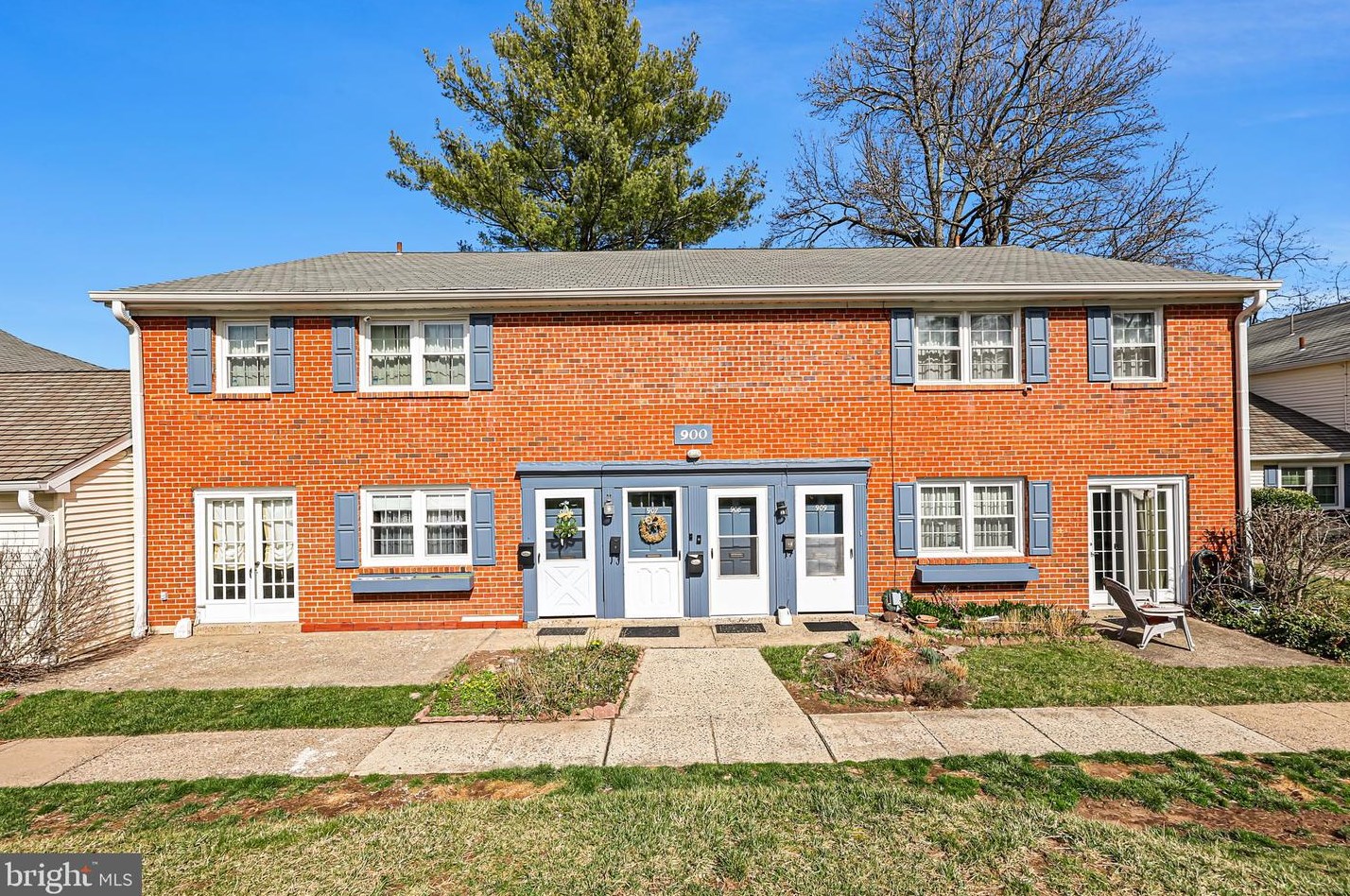 908 Yardley Commons, Yardley, PA 19067