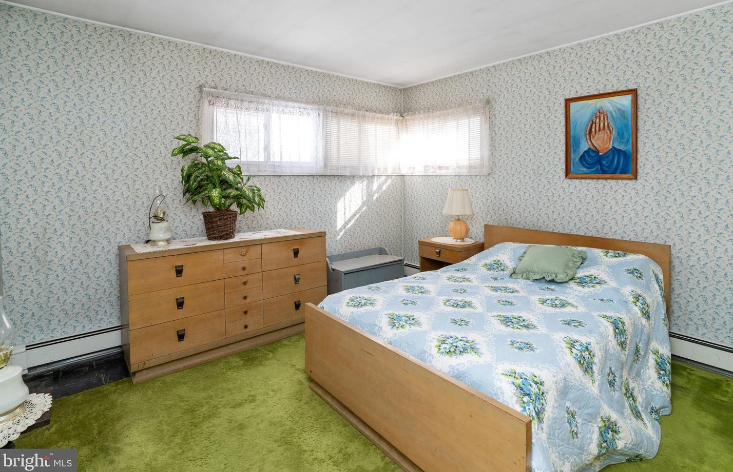 25 Ruby Ln, Levittown PA  19055-1430 exterior