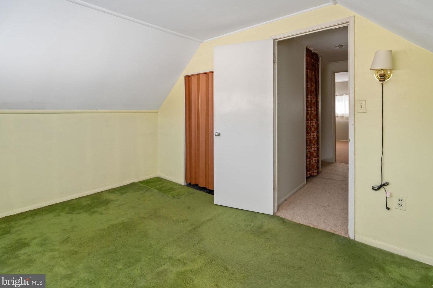 25 Ruby Ln, Levittown PA  19055-1430 exterior