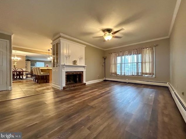 56 Valley Rd, Levittown PA  19057-4202 exterior