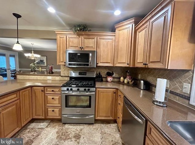 56 Valley Rd, Levittown PA  19057-4202 exterior