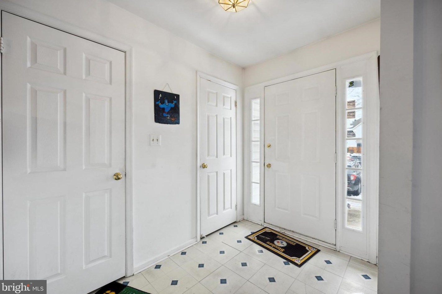 7108 Sheffield Dr, Yardley, PA 19067