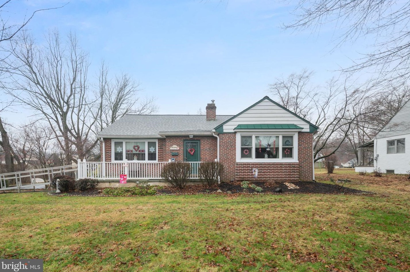 1378 Cornwells Ave, Bensalem PA  19020-3609 exterior