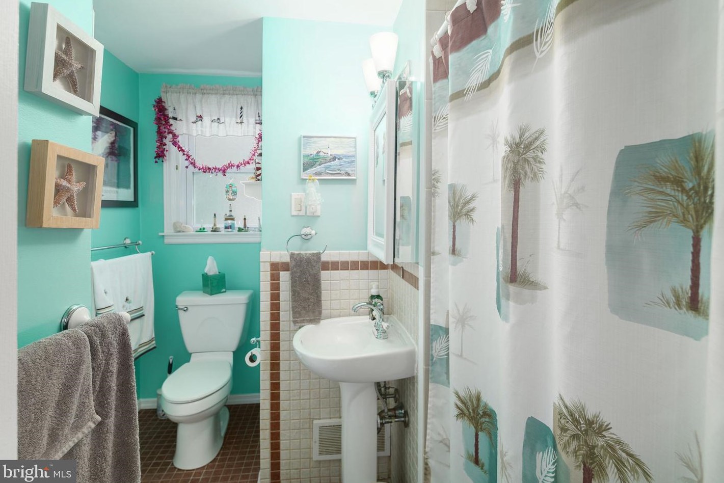 1378 Cornwells Ave, Bensalem PA  19020-3609 exterior