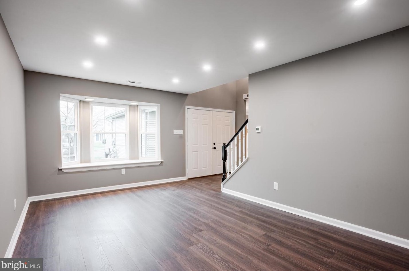 72 Magnolia Dr, Upper Makefield PA  18940-9236 exterior