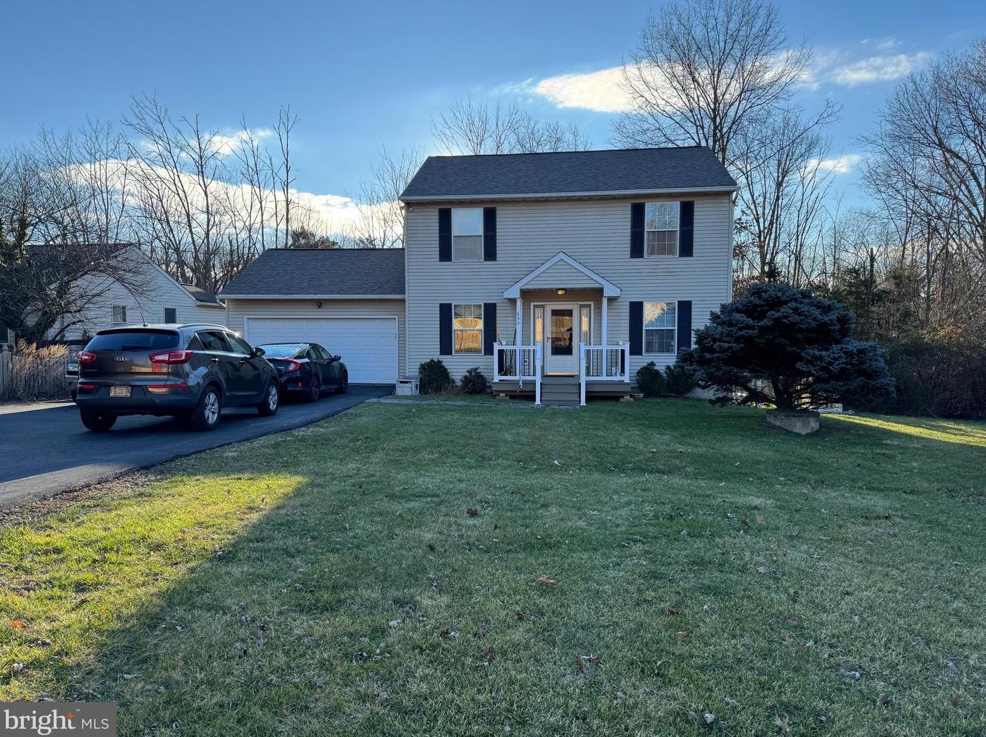 633 9th St, Perkasie, PA 18944-1009