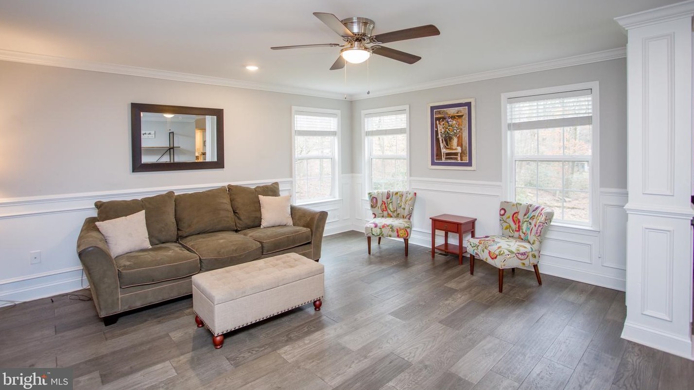 1350 Clearview Dr, Jamison PA  18929-1151 exterior