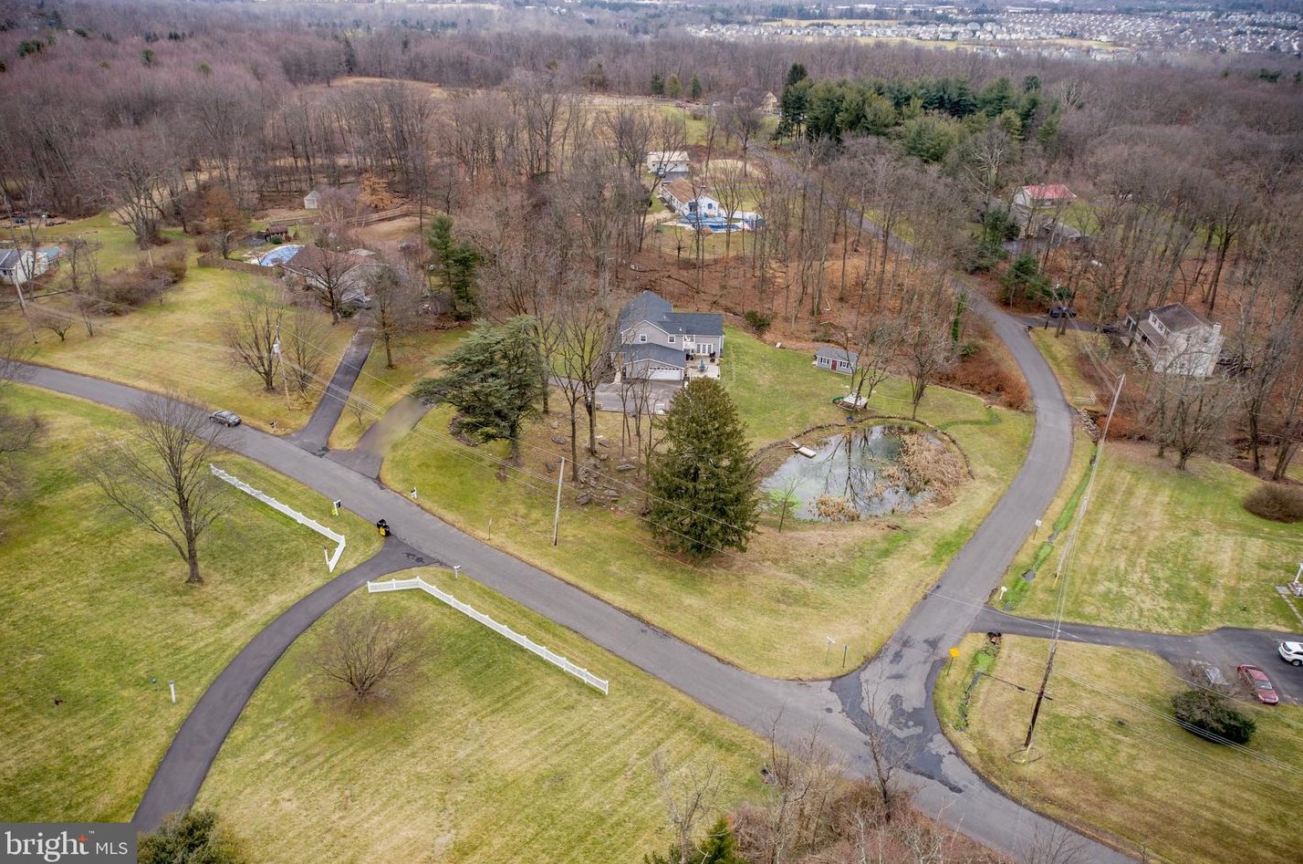 1350 Clearview Dr, Jamison PA  18929-1151 exterior