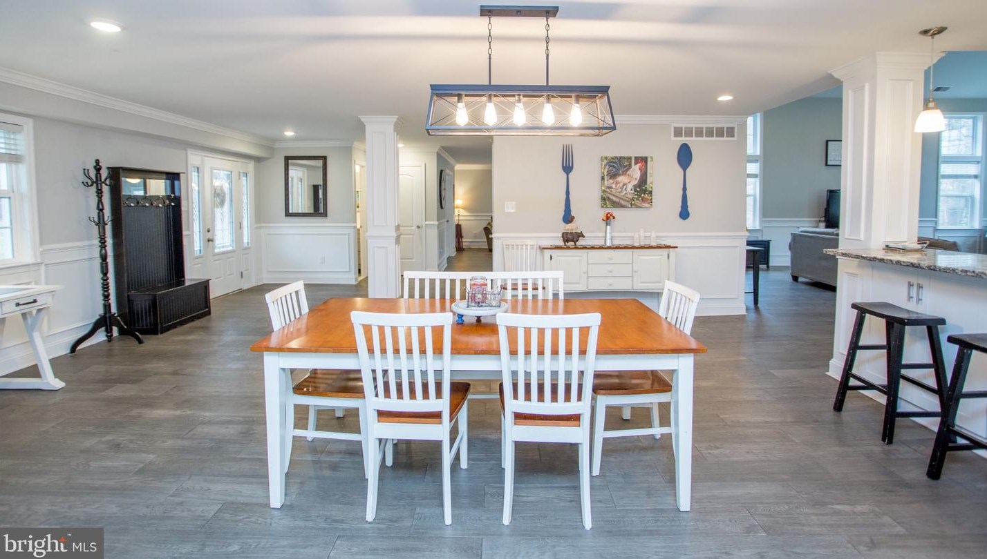 1350 Clearview Dr, Jamison PA  18929-1151 exterior