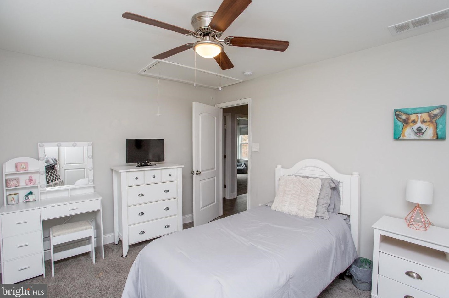 1350 Clearview Dr, Jamison PA  18929-1151 exterior