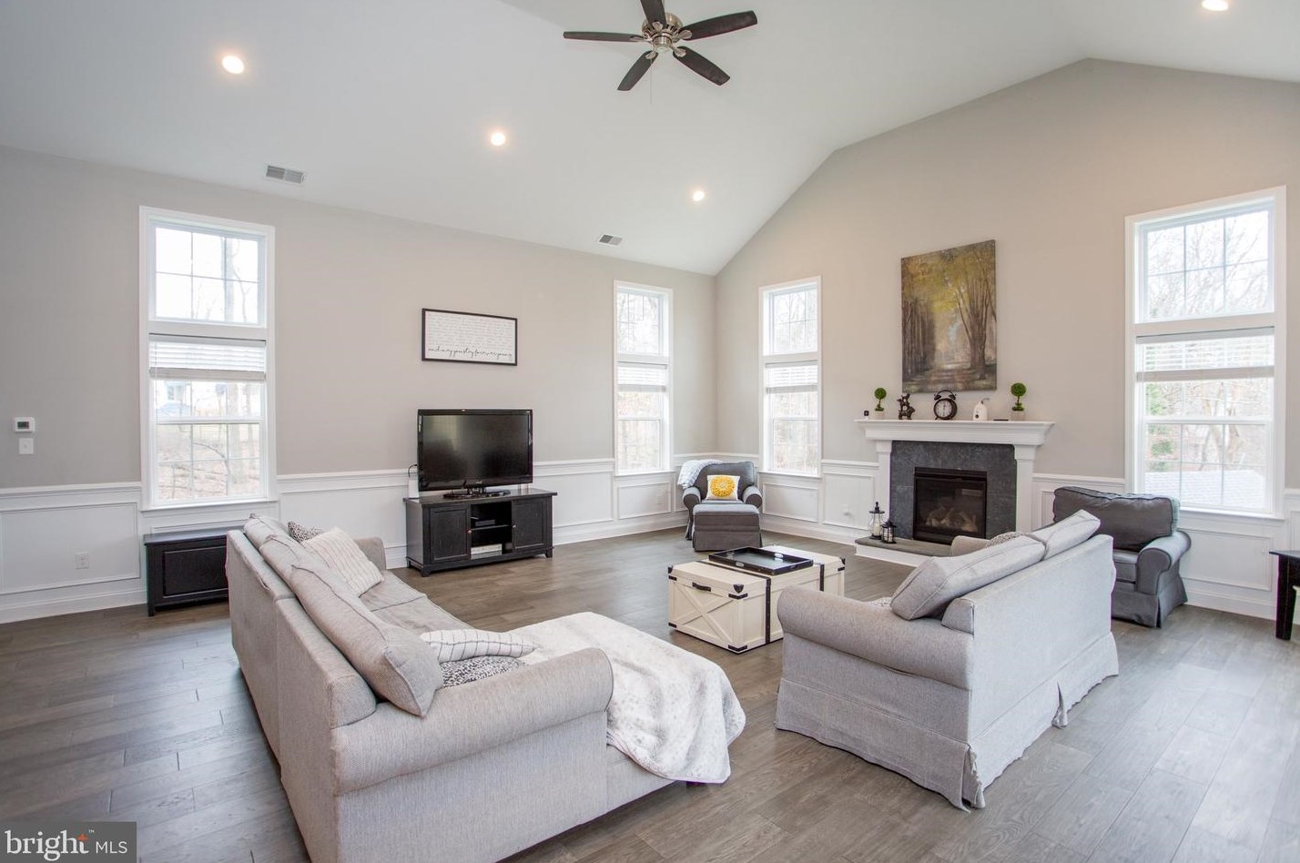 1350 Clearview Dr, Jamison PA  18929-1151 exterior