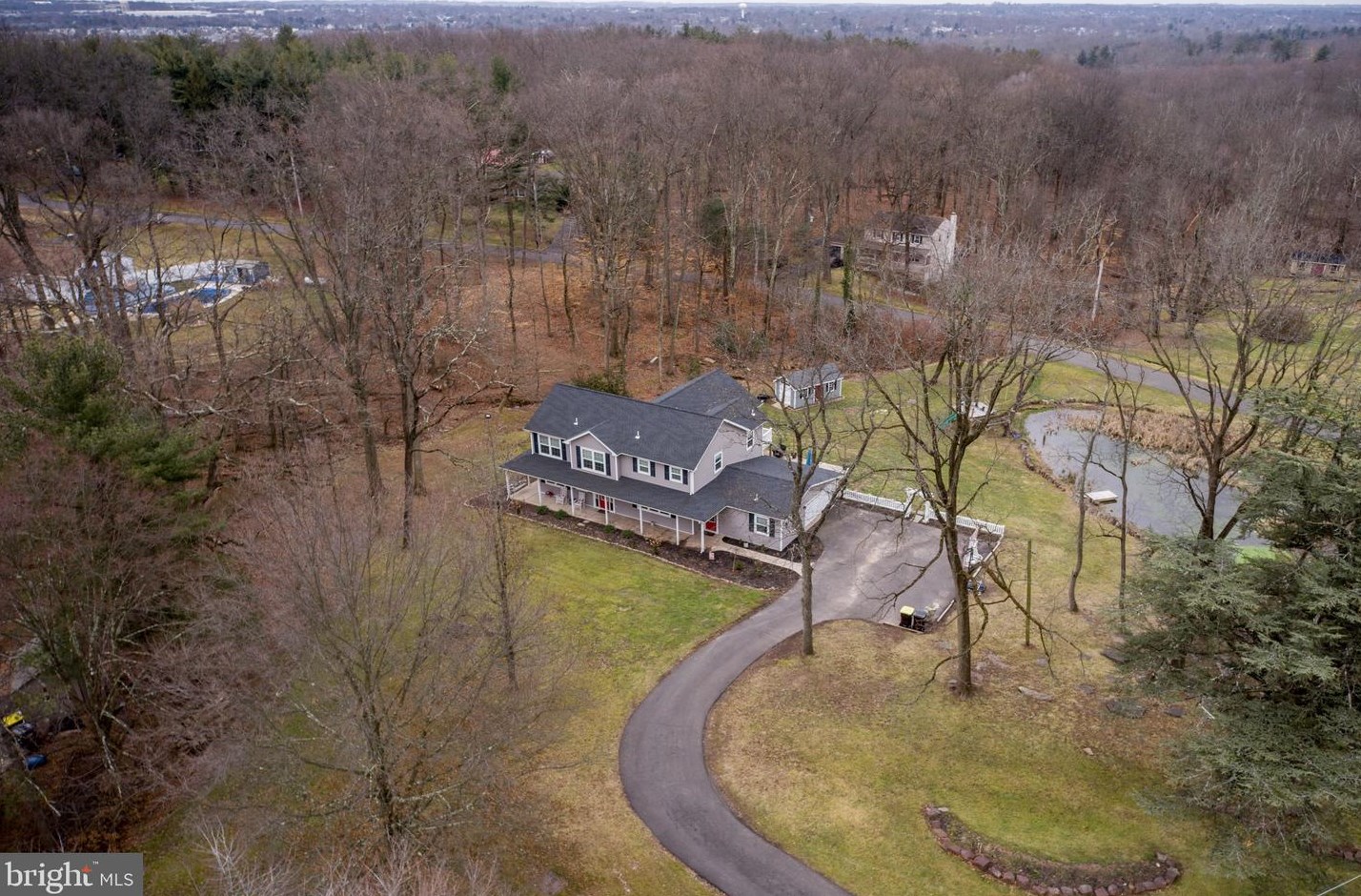 1350 Clearview Dr, Jamison PA  18929-1151 exterior