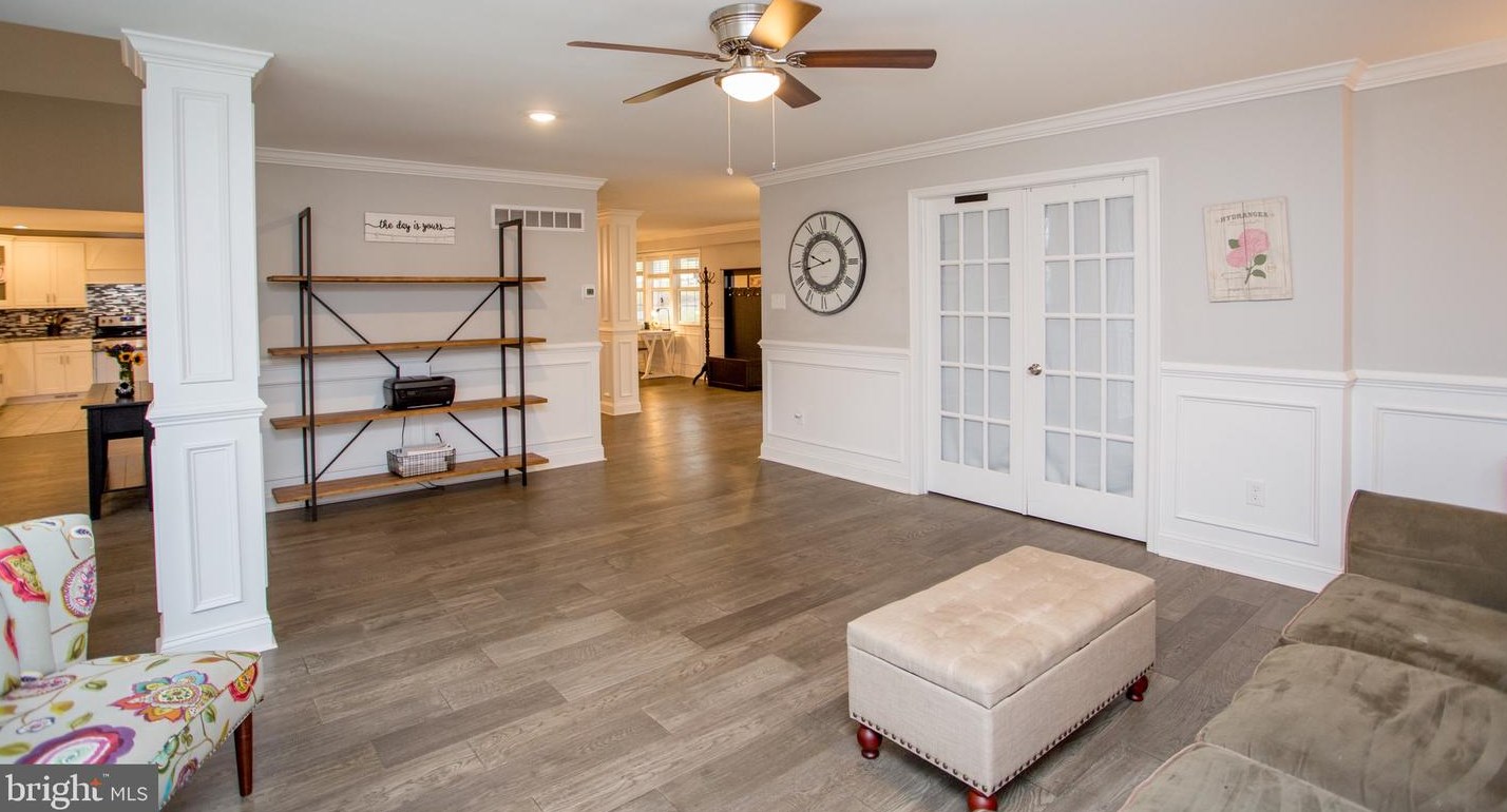 1350 Clearview Dr, Jamison PA  18929-1151 exterior