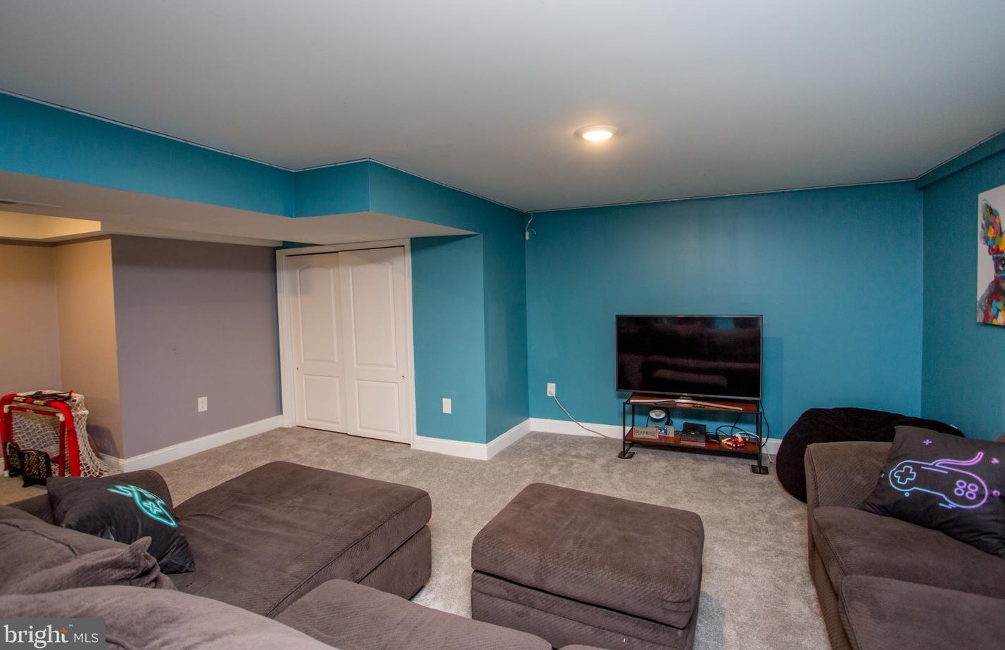 1350 Clearview Dr, Jamison PA  18929-1151 exterior