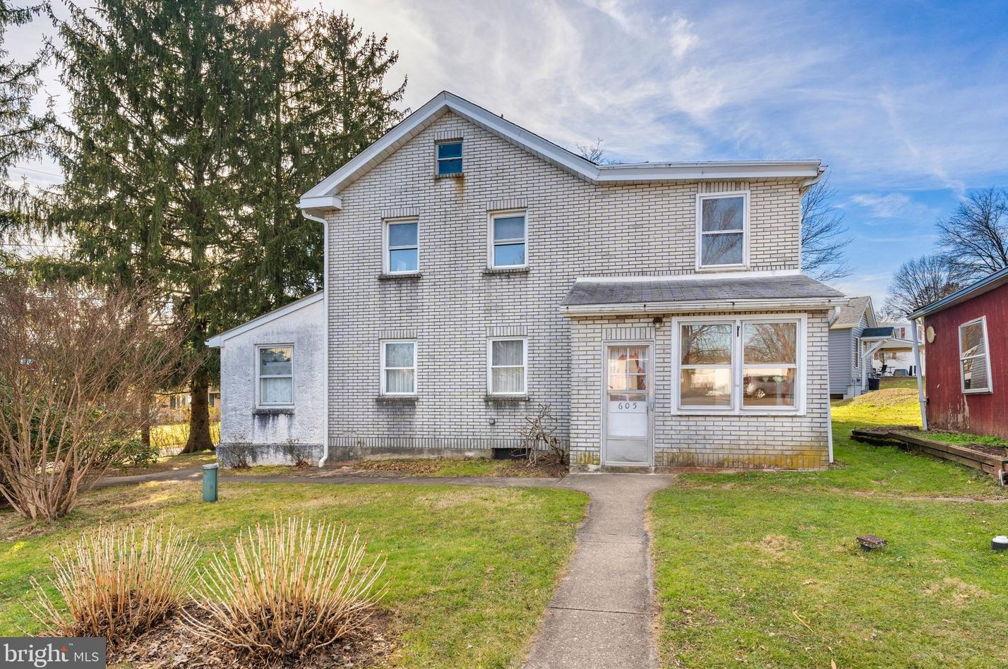 605 Lawn Ave, Sellersville, PA 18960-2107