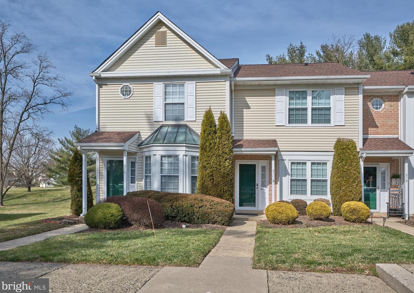 311 Leedom Way, Upper Makefield PA  18940-2324 exterior