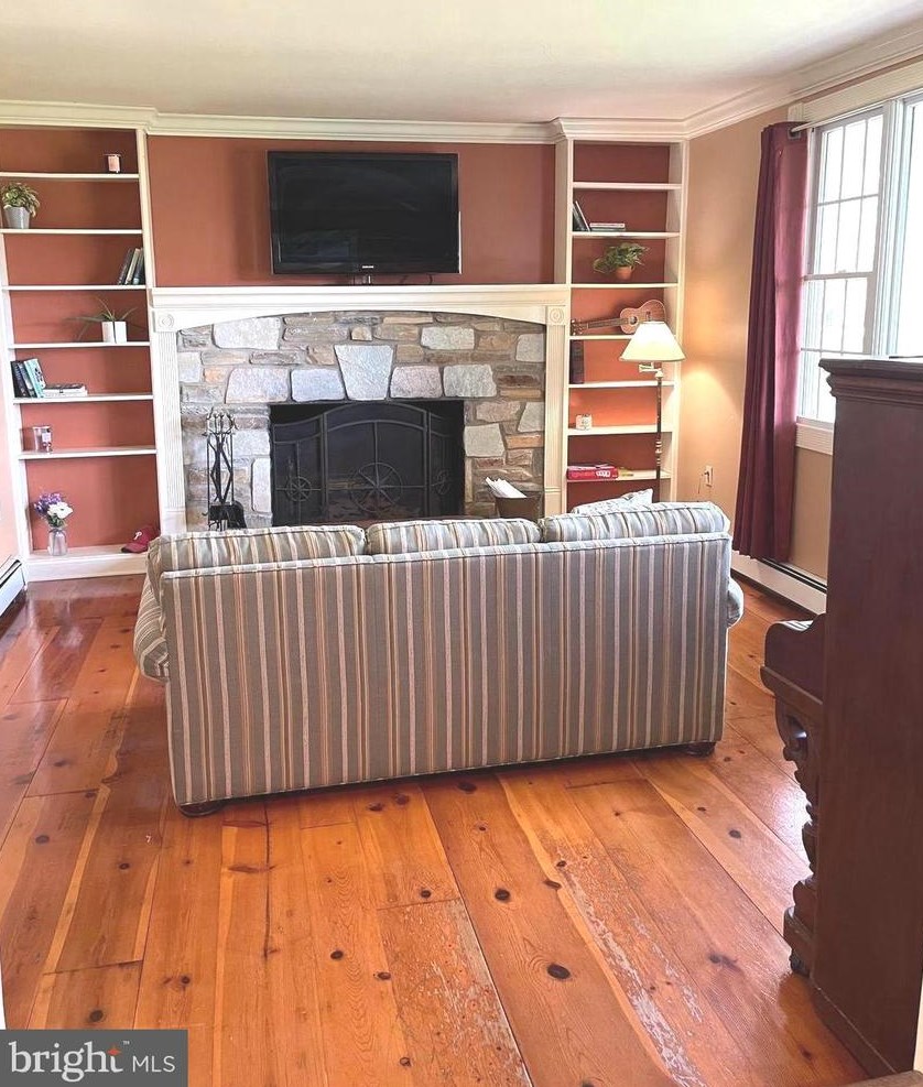 47 Williams Ave, Upper Makefield PA 18940-3613 exterior