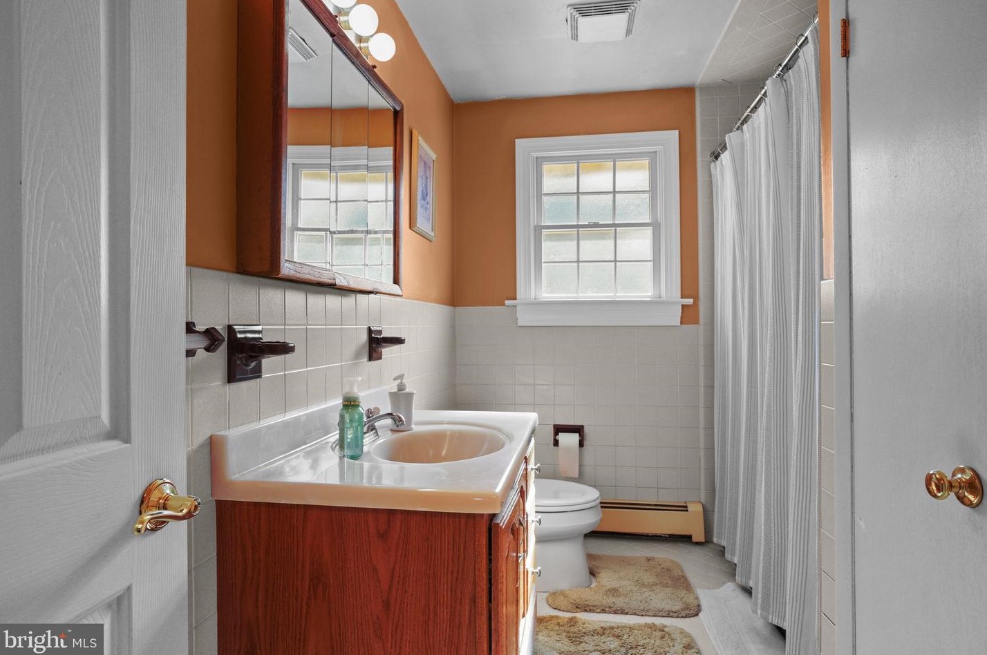 47 Williams Ave, Upper Makefield PA 18940-3613 exterior