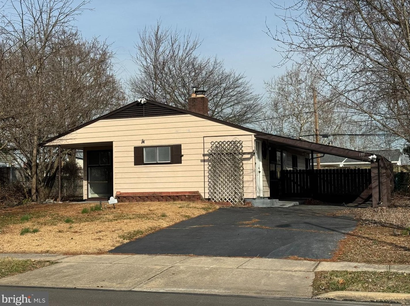 133 Dogwood Dr, Levittown, PA 19055