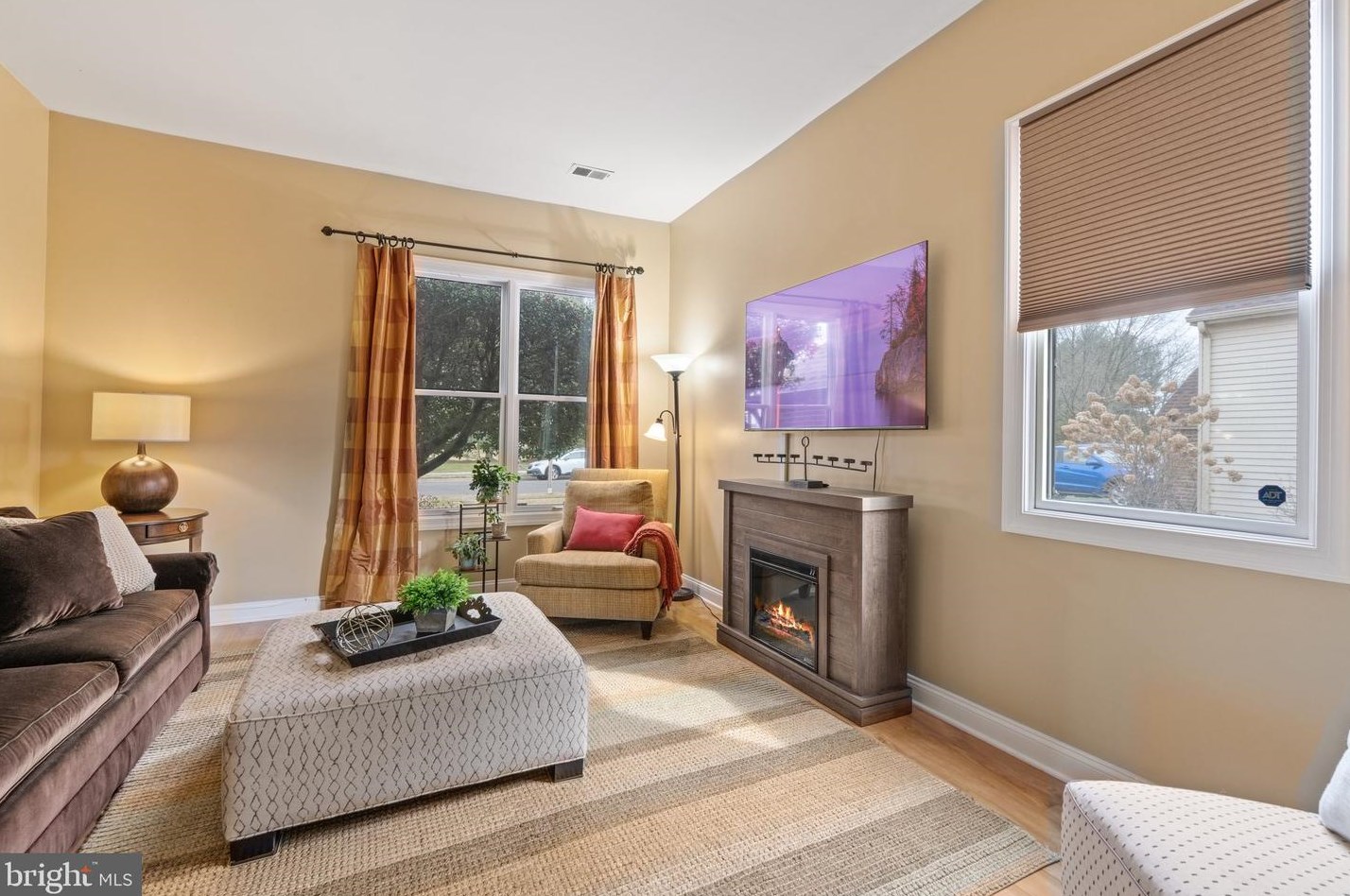 311 Parkview Way, Upper Makefield PA  18940-1138 exterior