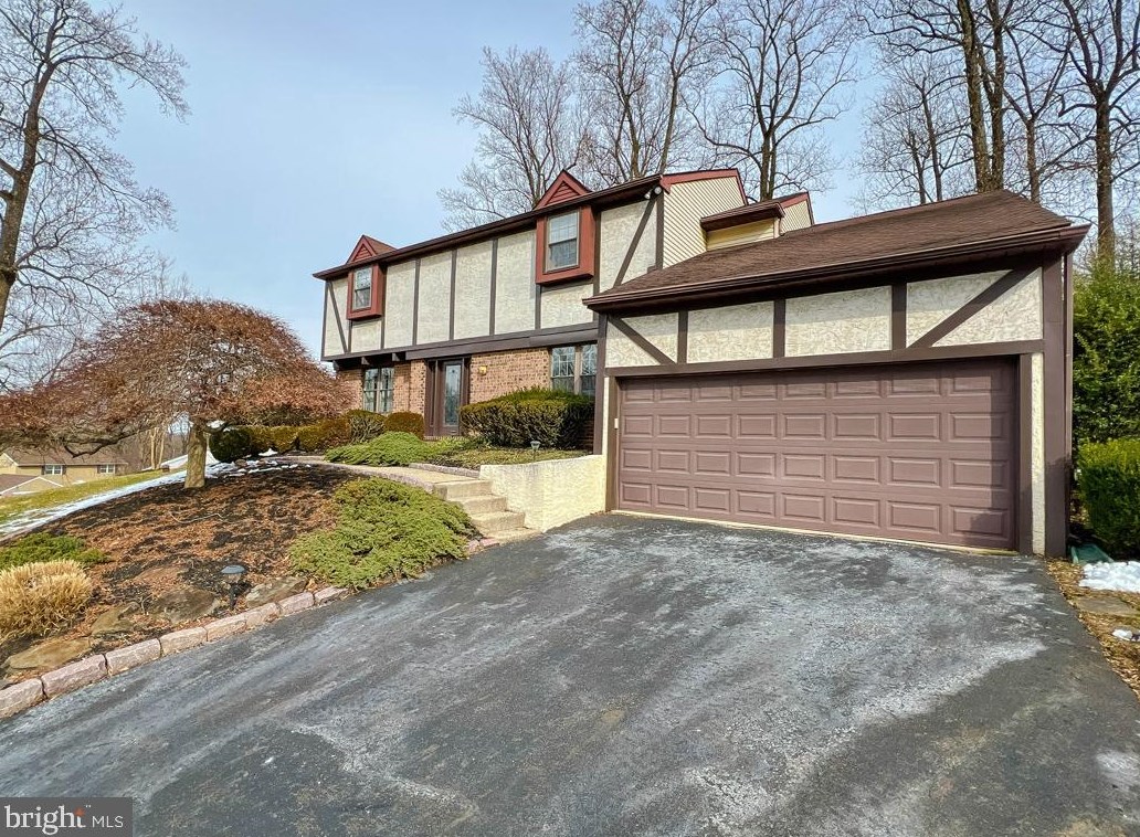 837 Green Ridge Cir, Langhorne, PA 19047