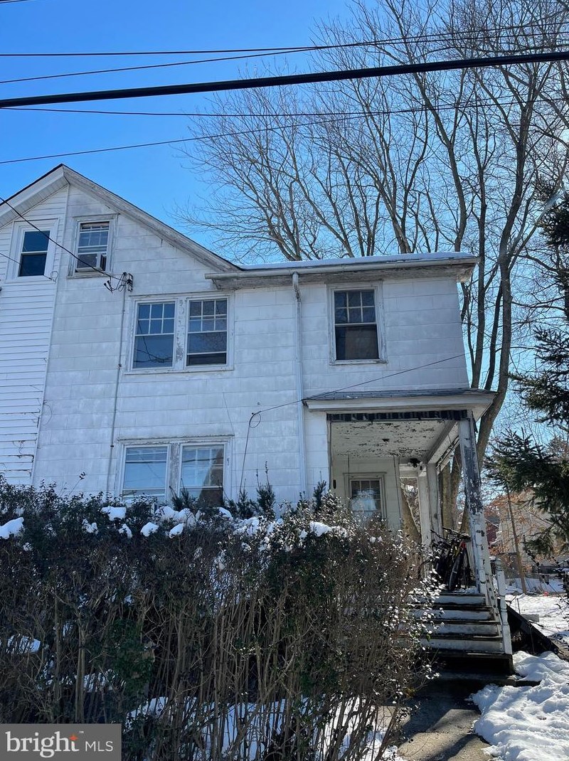 224 Union St, Gardenville, PA