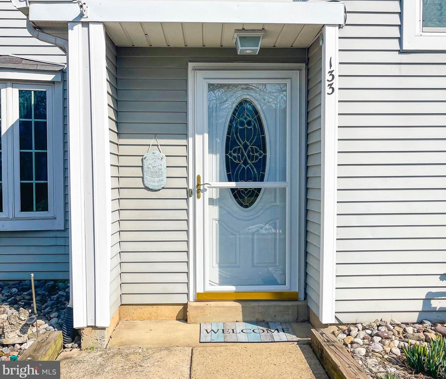 133 Carousel Cir, Gardenville, PA