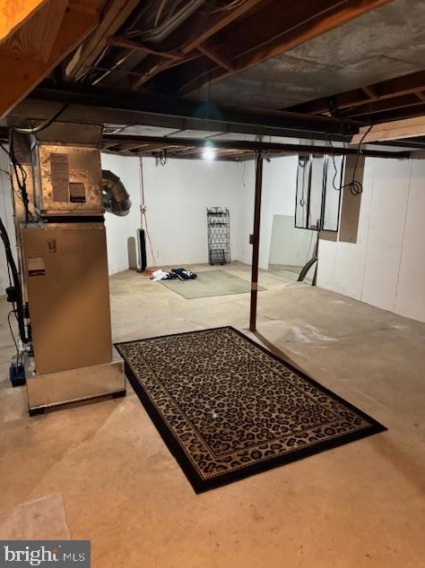 14 Colchester Pl, Upper Makefield PA  18940-1704 exterior