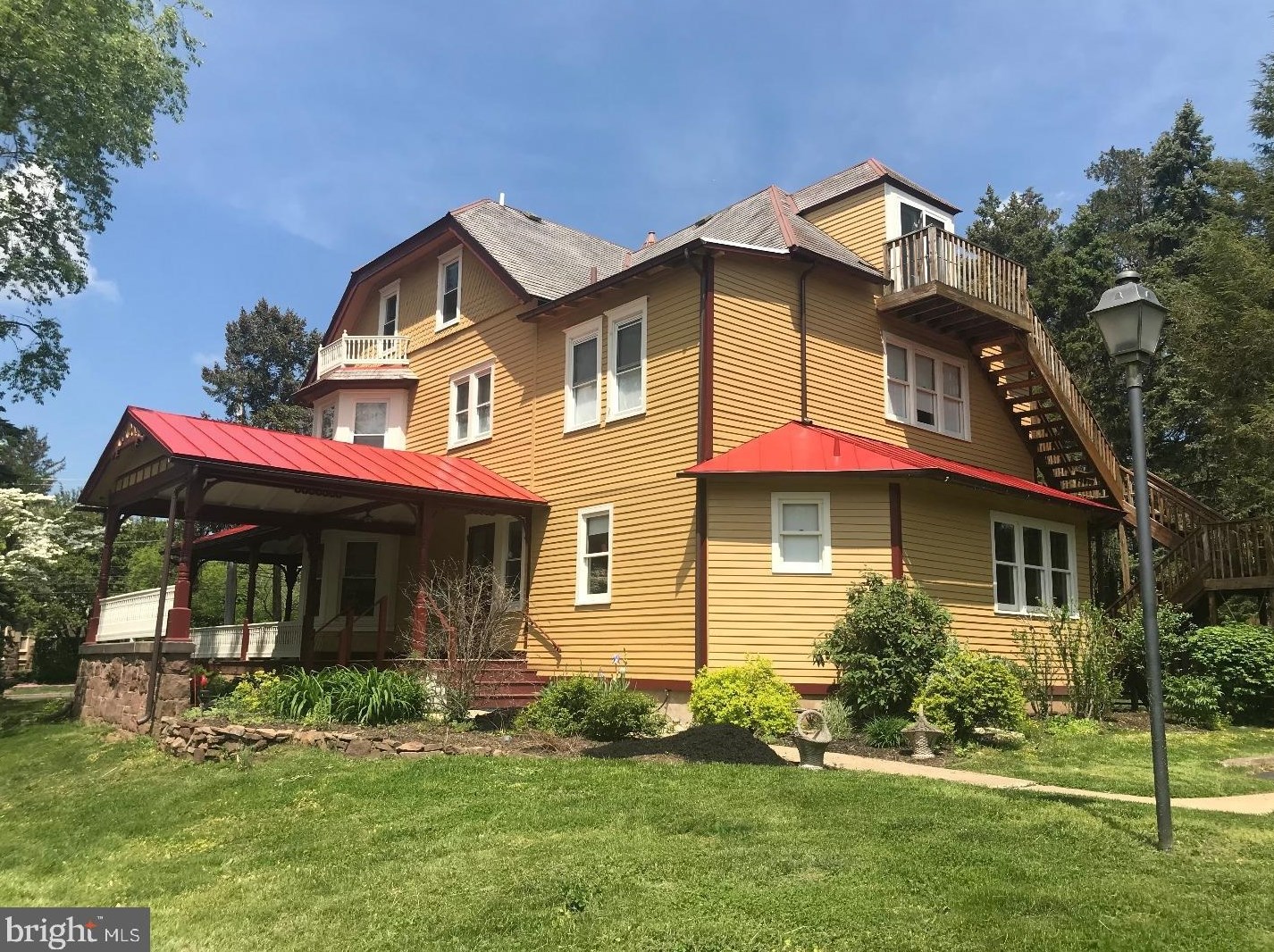 155 N Lincoln Ave Apt 3, Upper Makefield, PA 18940