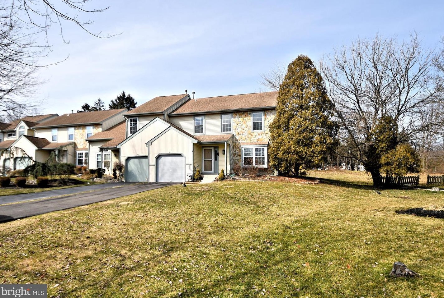 85 Laurel Cir, Upper Makefield, PA 18940-3258