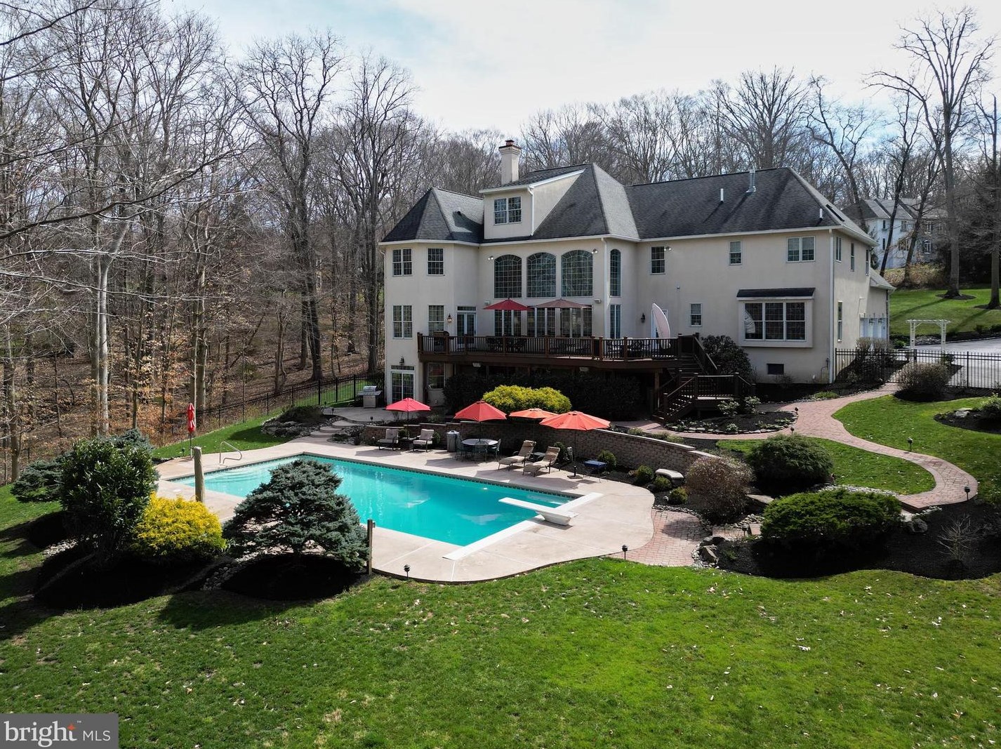 205 Burkdale Ct, New Hope, PA 18938